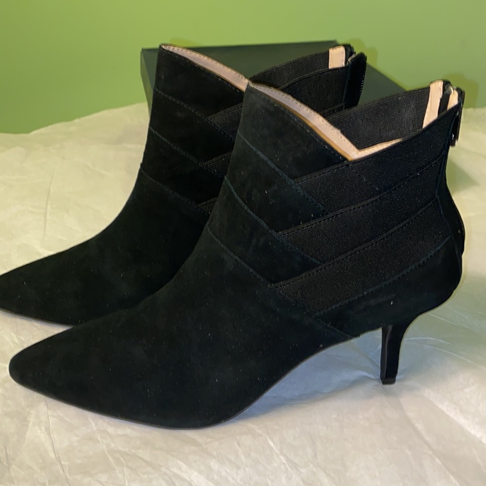 ADRIENNE VITTADINI SANDE LEATHER POINTED TOE ANKLE, BLACK 11 M, NEW - Picture 1 of 14
